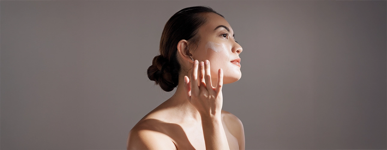 Routine de soins pour le visage : comment adopter les bons gestes au quotidien ?