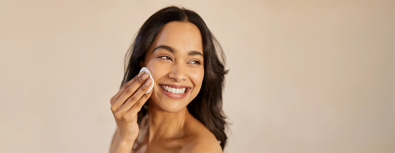 exfoliation visage femme